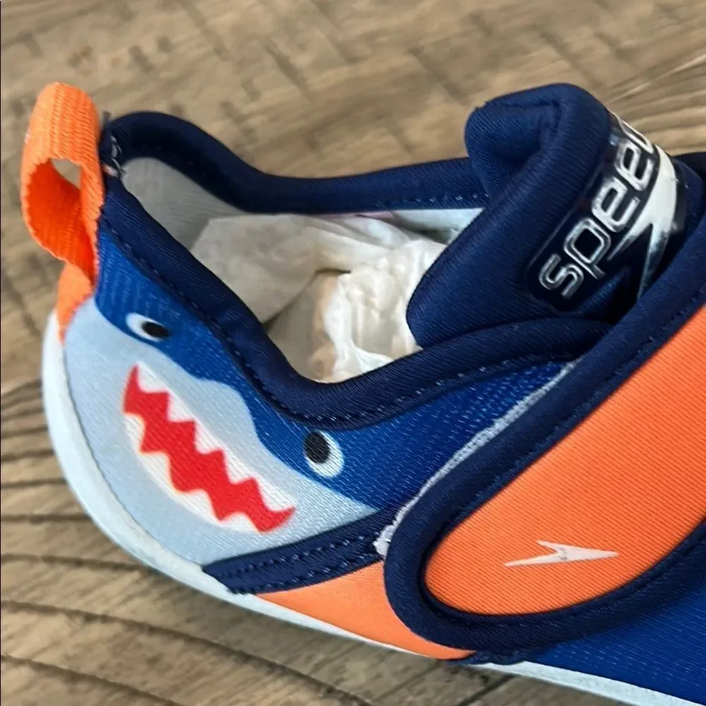 Speedo 🏖️ Water 💦 🌊 Sneakers Sharks 🦈🦈